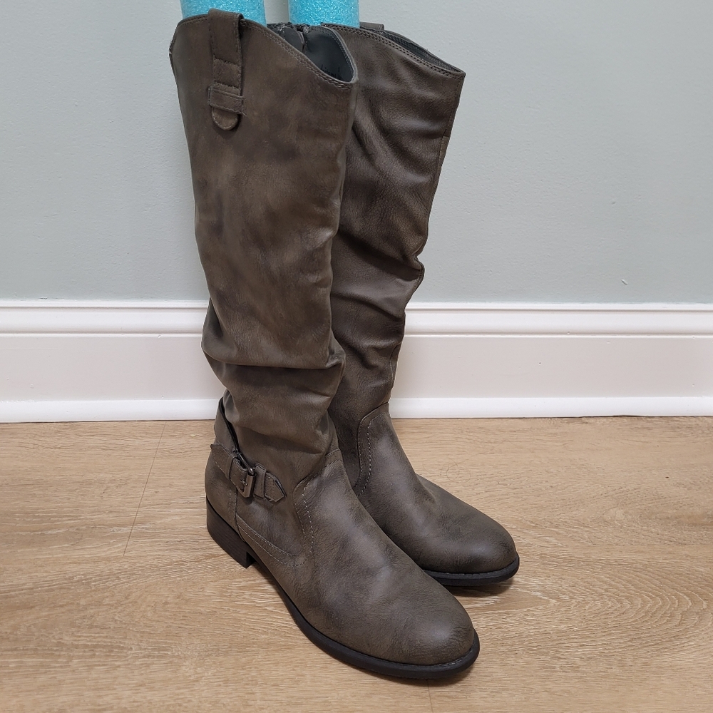 White Mtn Taupe Riding Boots Buckle 11